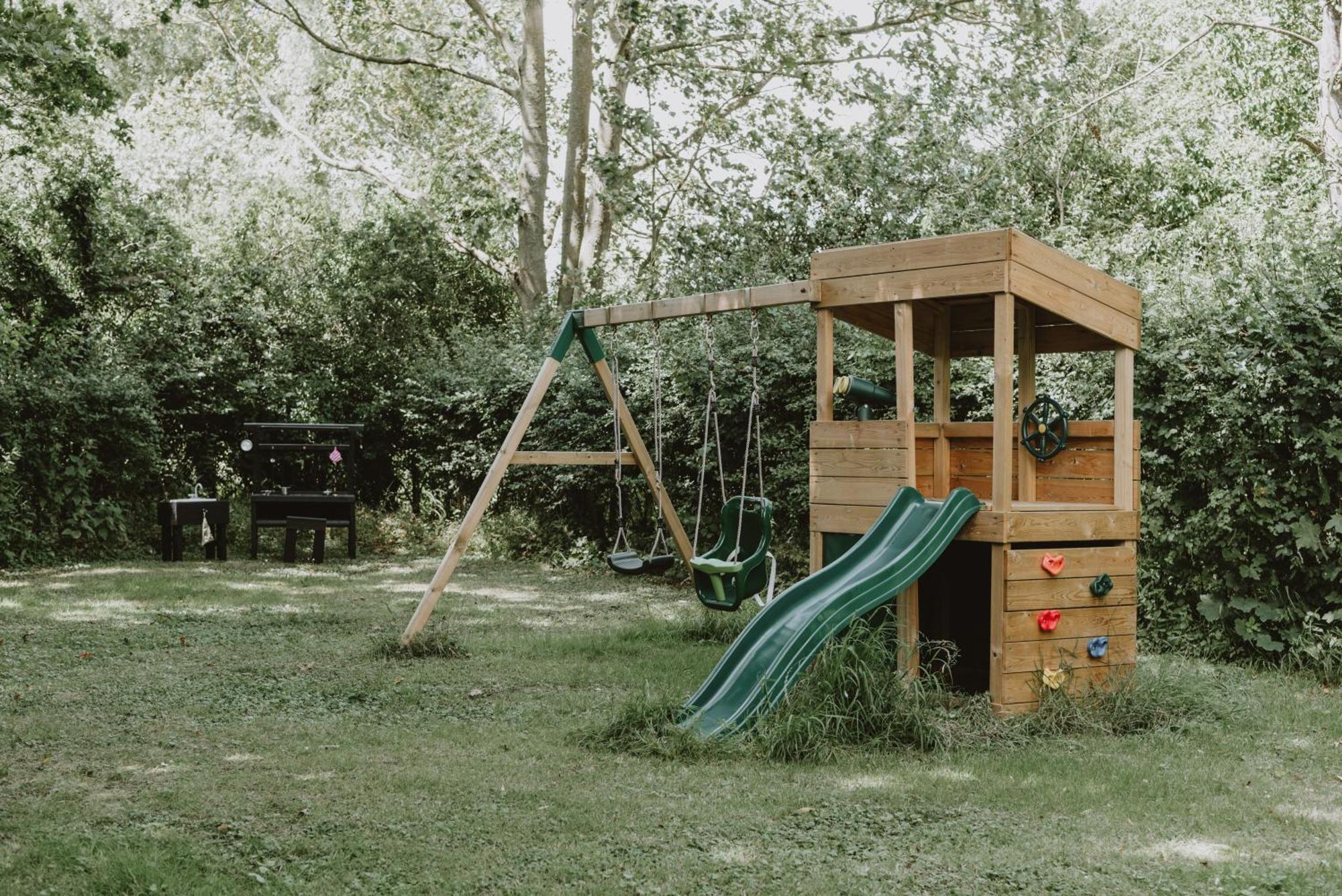 Paradise Farm *